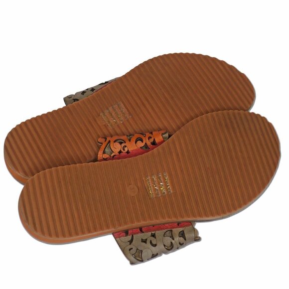 L'Artiste Spring Step Heaven Lazer Thong Sandals - Picture 3 of 3
